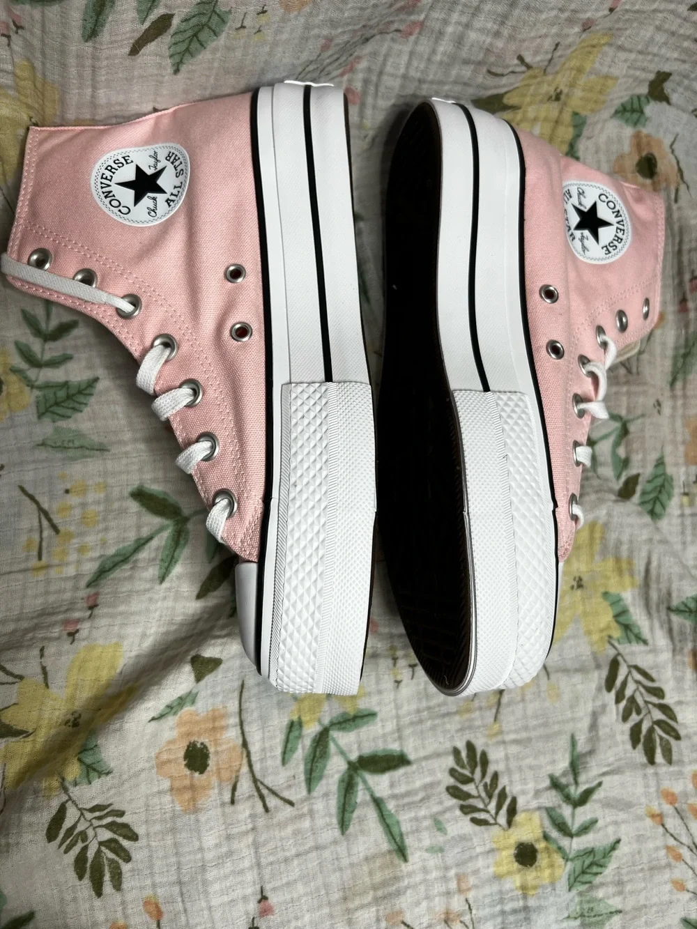 Converse Chuck Taylor Hi Lift Platform High Top Pink Sneakers